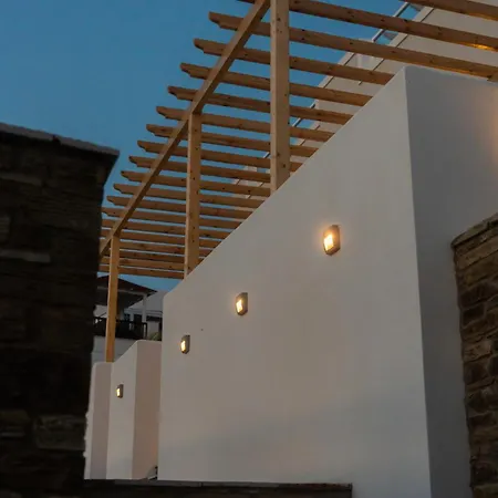 Noleya Pure Island Batsi (Andros)